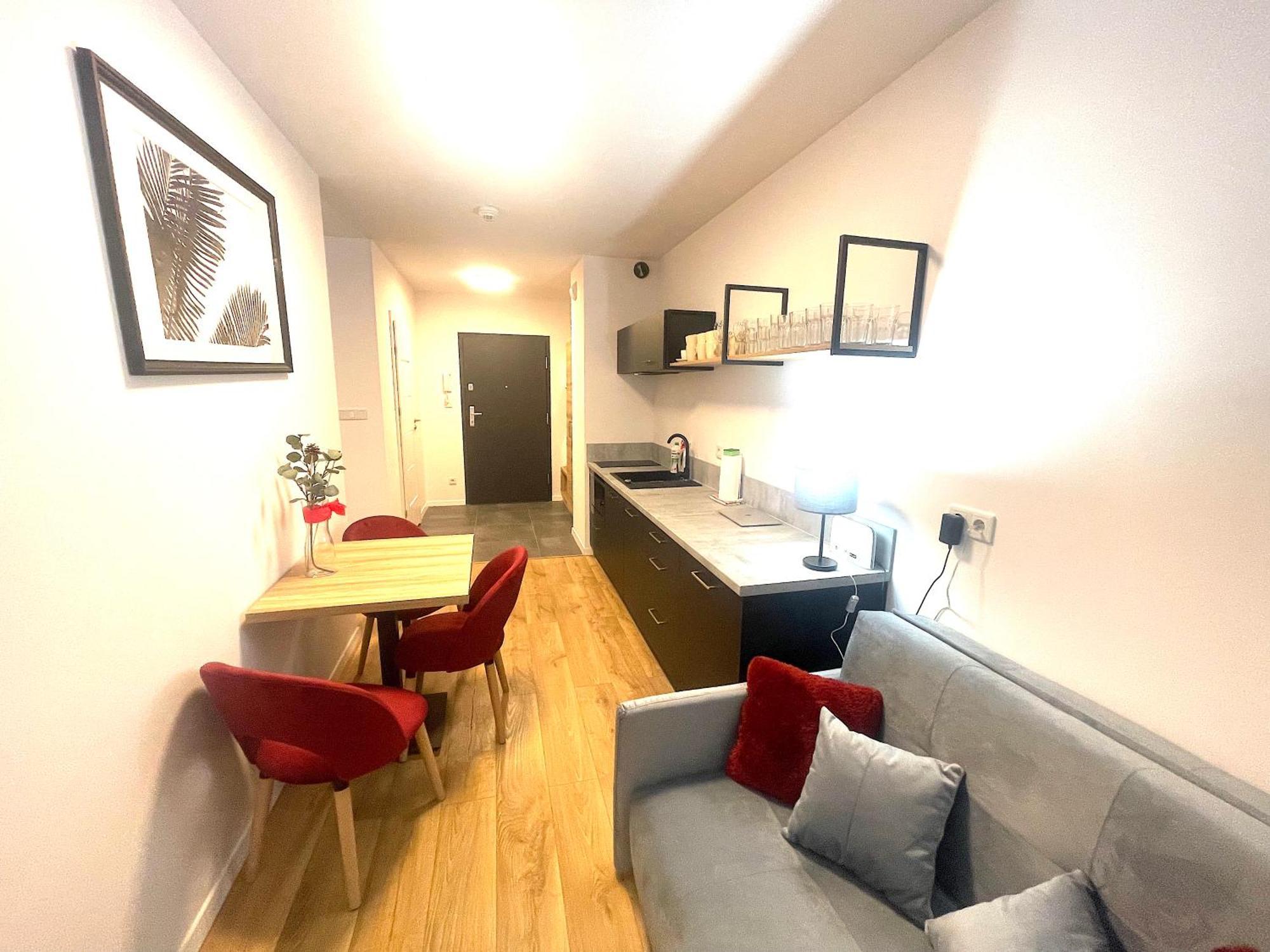 Apartment Premium Atal City Square-Free Parking Space In The Garage วรอตซวาฟ ภายนอก รูปภาพ